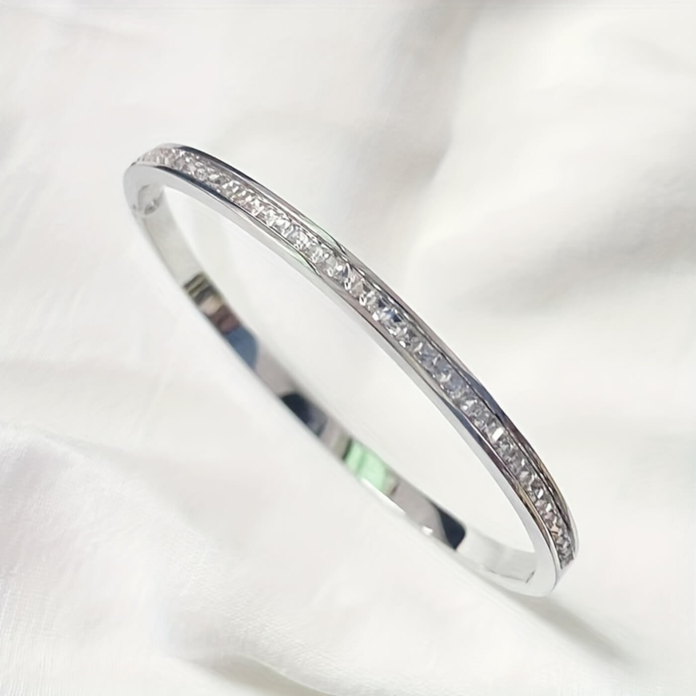 Classic Gold Sparkle Bangle