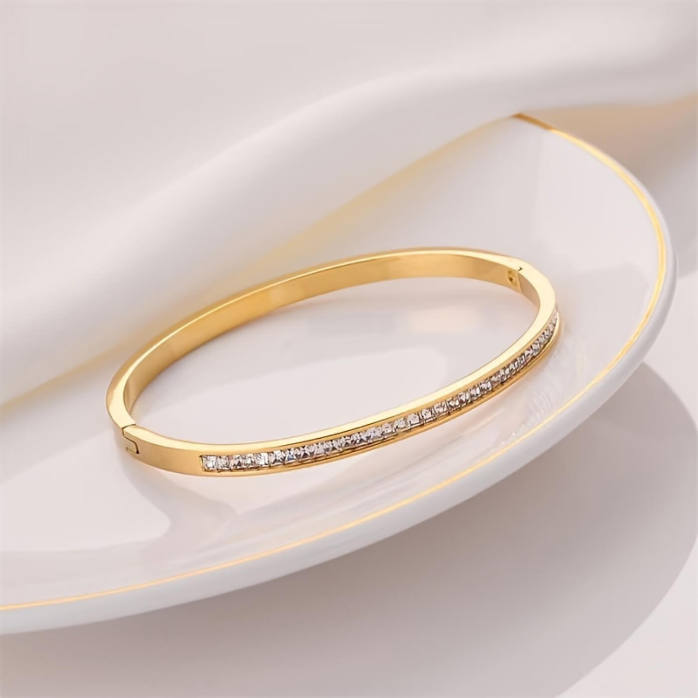 Classic Gold Sparkle Bangle