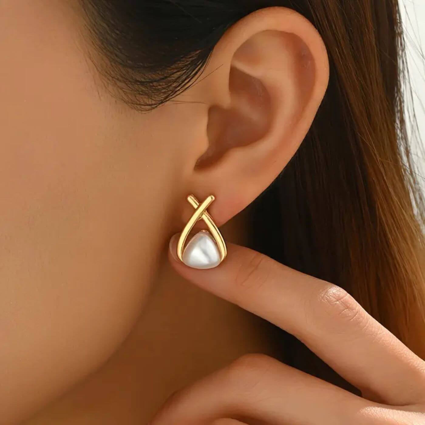 Classic Gold Triangular Pearl Earrings