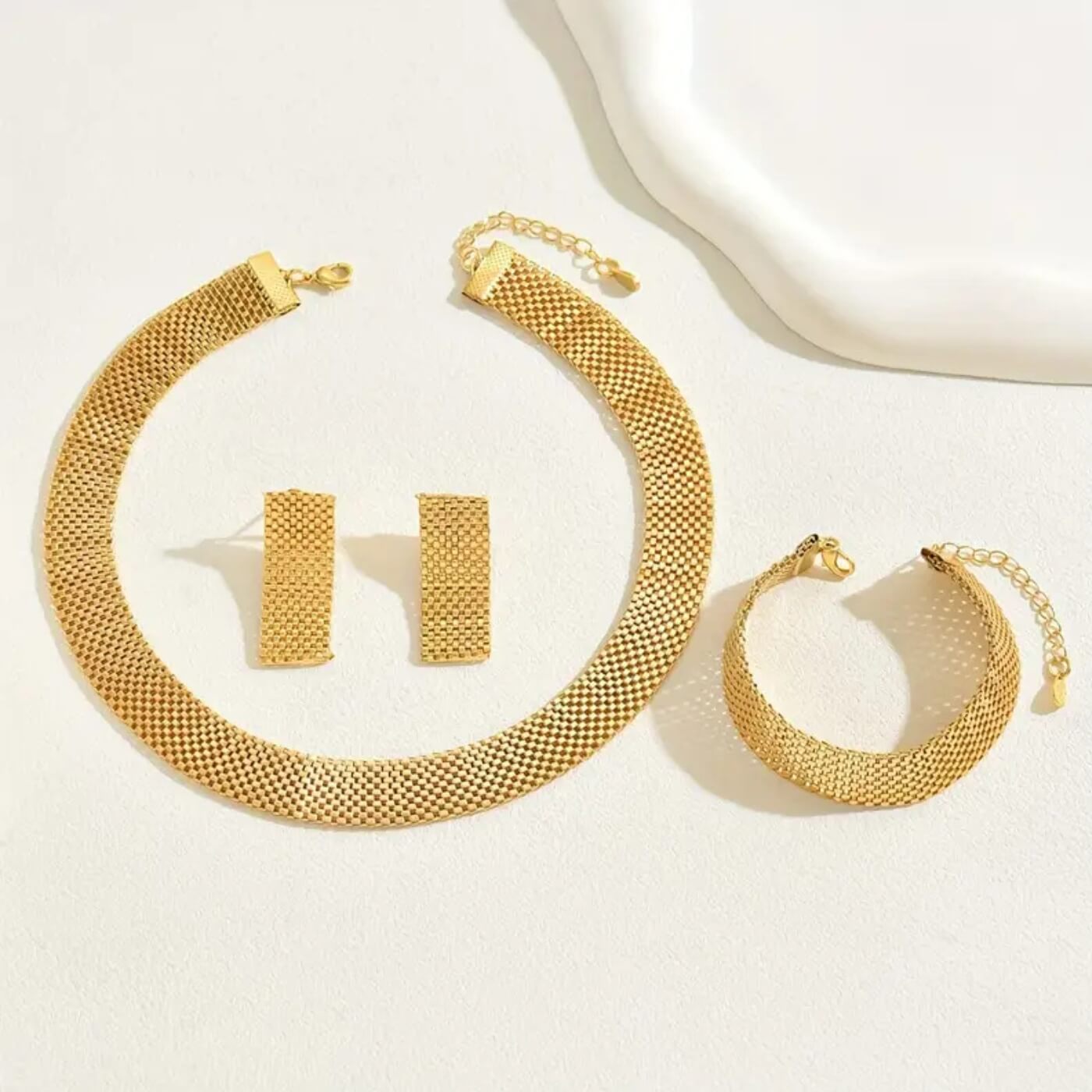 Classic Gold Weave Necklace & Bracelet Set