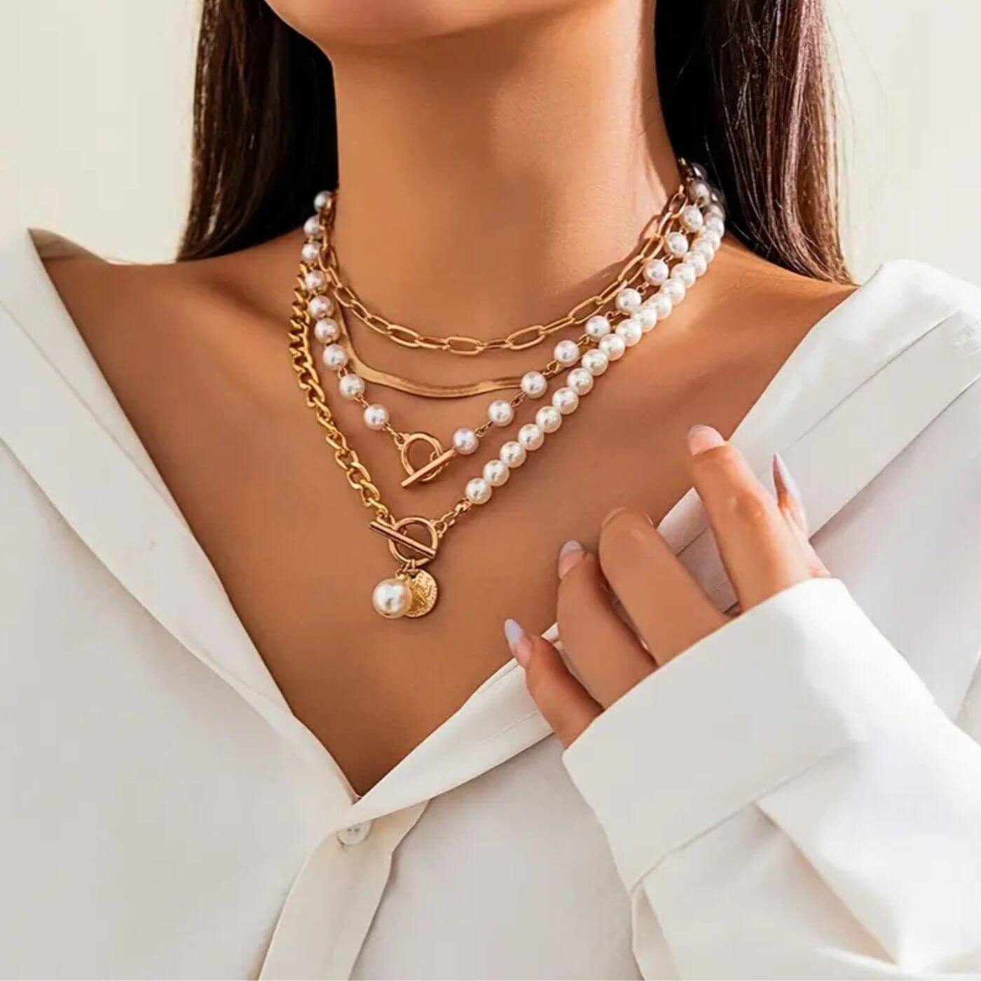Classic Pearl Toggle Necklace Set