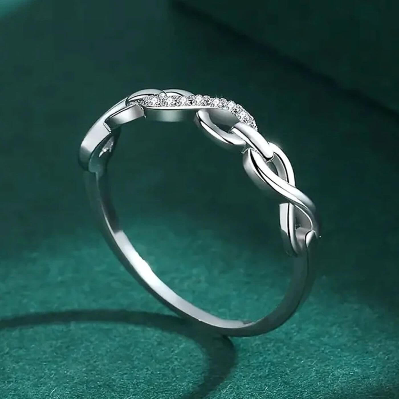 Elegant Crystal Chain Silver Ring