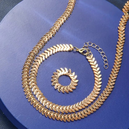 Elegant Gold Chevron Jewelry Set