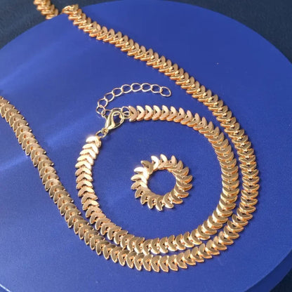 Elegant Gold Chevron Jewelry Set