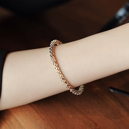 Elegant Golden Radiance Bangle