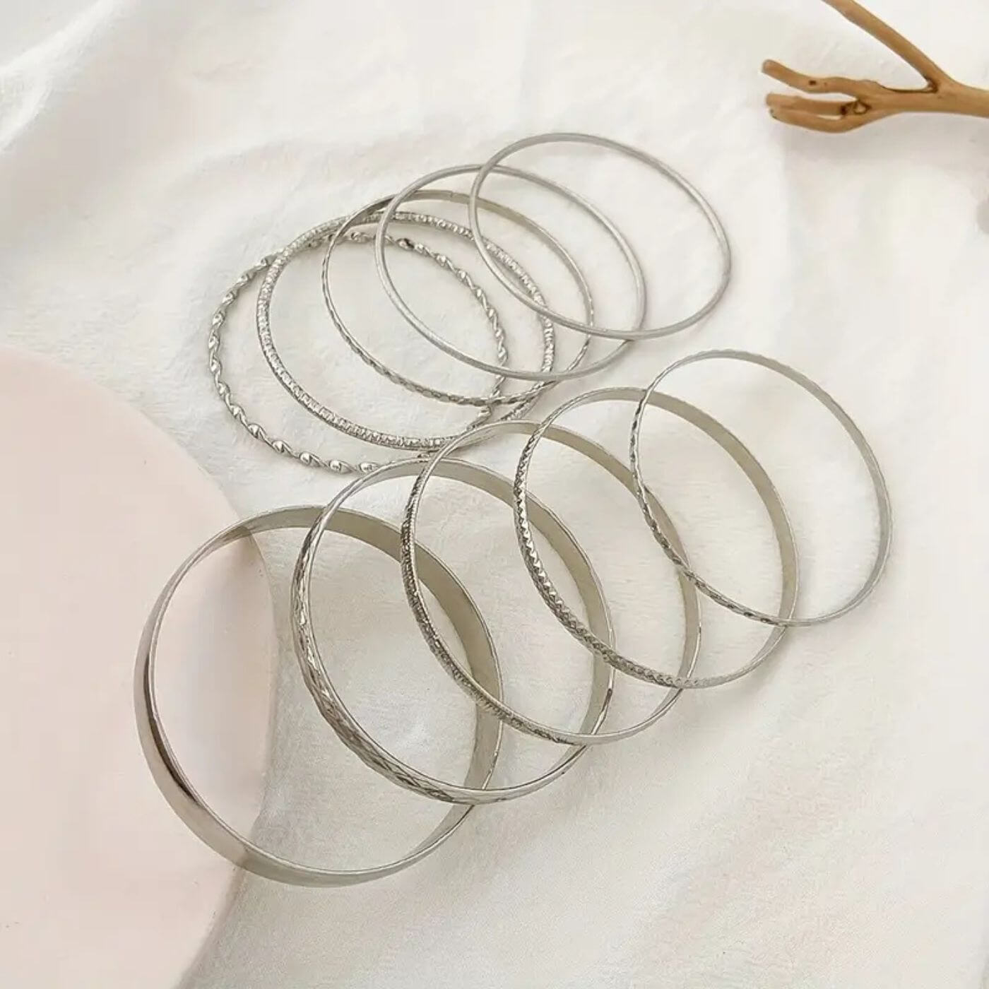 Elegant Layered Bangle Bracelet Set