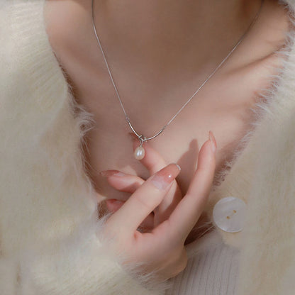 Elegant Pearl Drop Pendant Necklace
