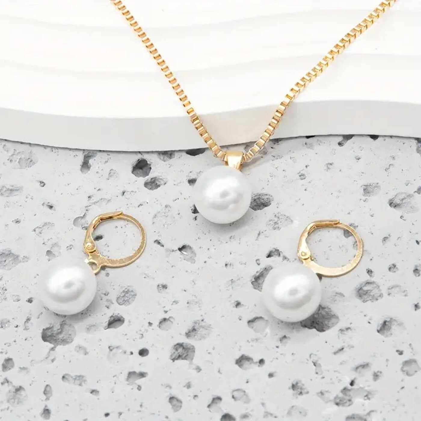 Elegant Pearl Gold Jewelry Set