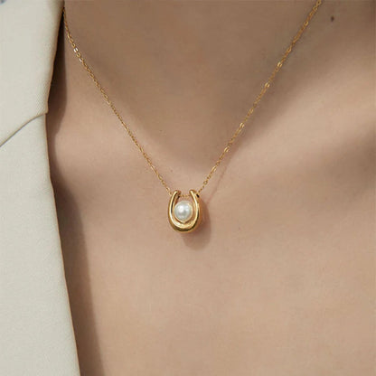 Elegant Pearl U-Shaped Pendant Necklace