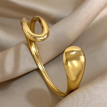 Elegant Teardrop Adjustable Bracelet