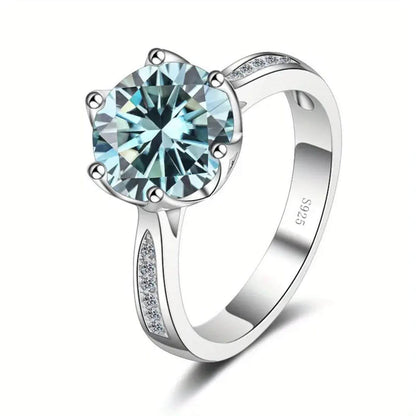 Elegant Zirconia Six-Claw Solitaire Ring