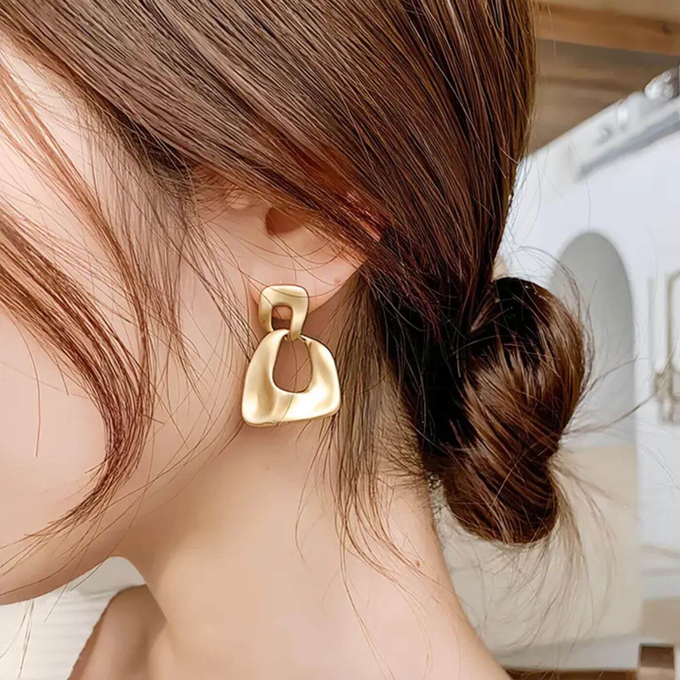 Elegant Gold Statement Drop Earrings