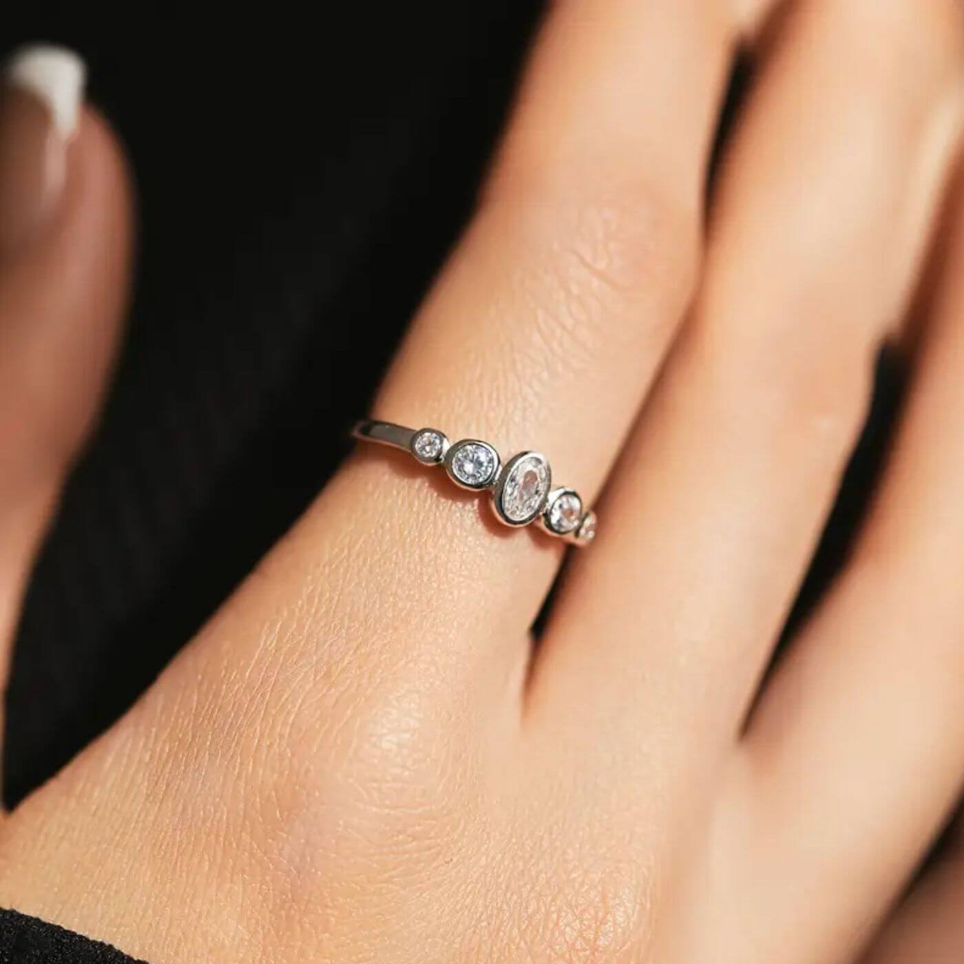 Exquisite Sterling Silver Five-Stone Ring