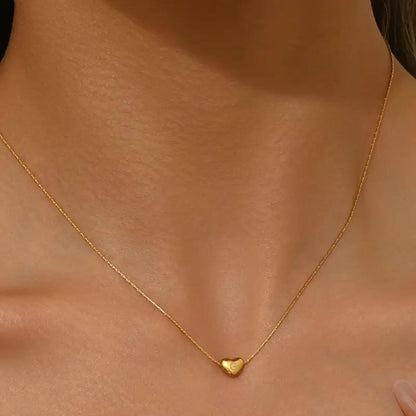 Elegant Golden Heart Charm Necklace