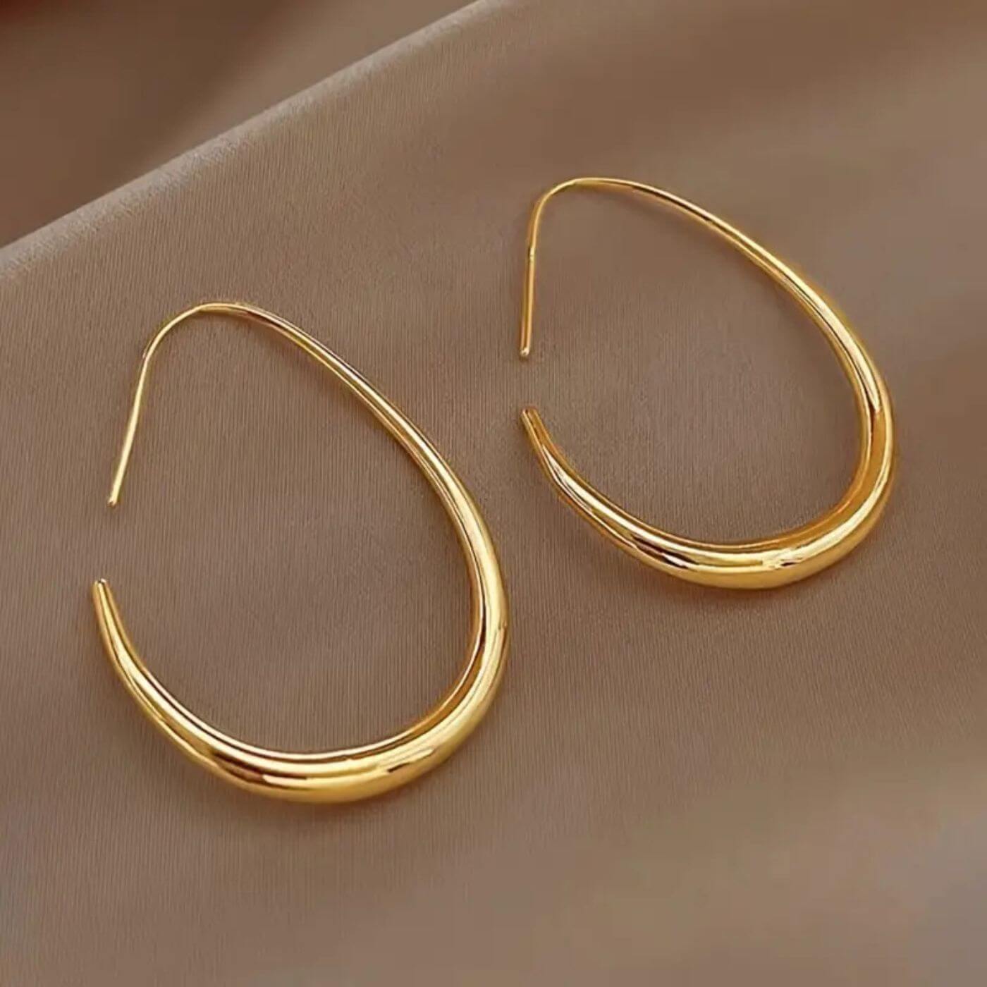 Gold Elegant Teardrop Hoop Earrings