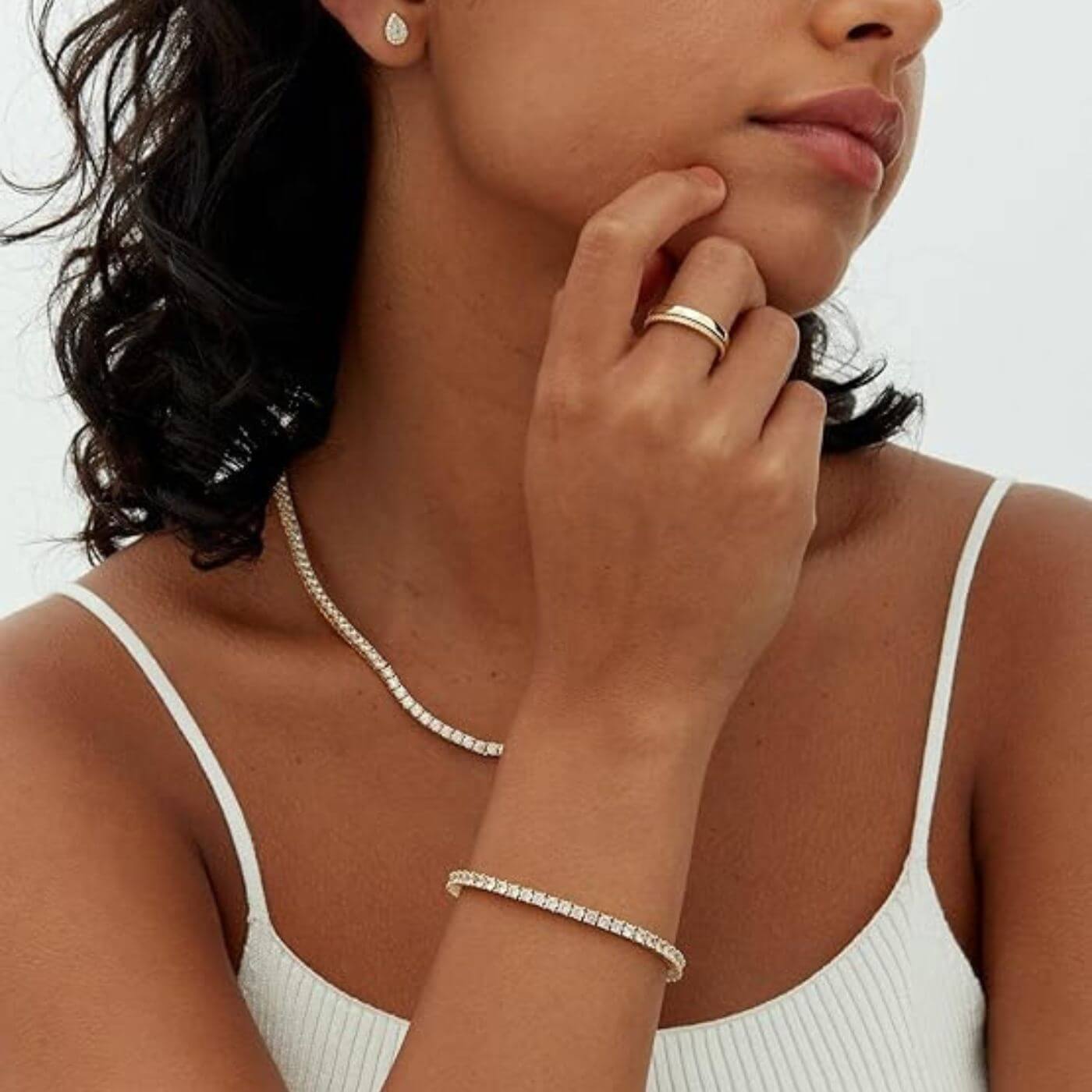 Elegant Zirconia Chain Bracelet