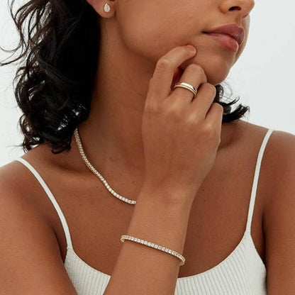 Elegant Zirconia Chain Bracelet