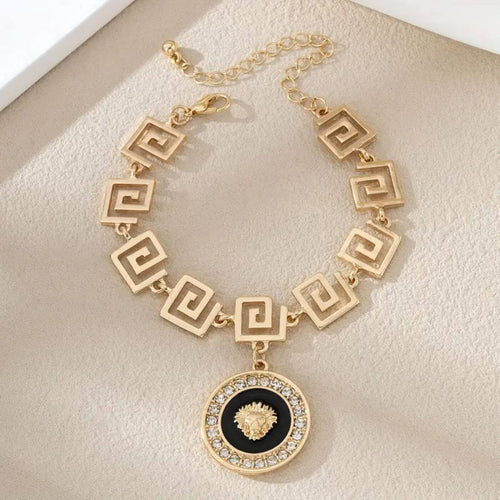 Gold Luxury Medallion Pendant Bracelet