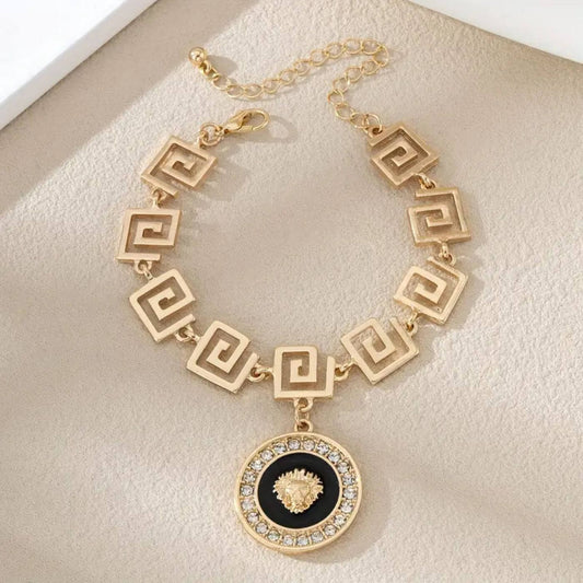 Gold Luxury Medallion Pendant Bracelet