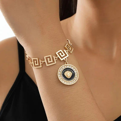 Gold Luxury Medallion Pendant Bracelet
