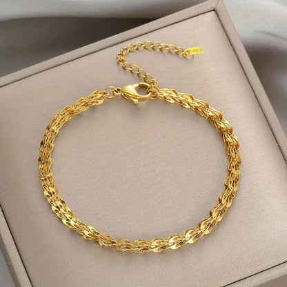Gold Polished Rope Chain Bracelet