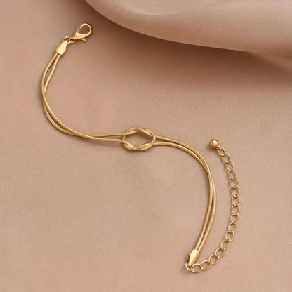Gold Twisted Knot Chain Bracelet