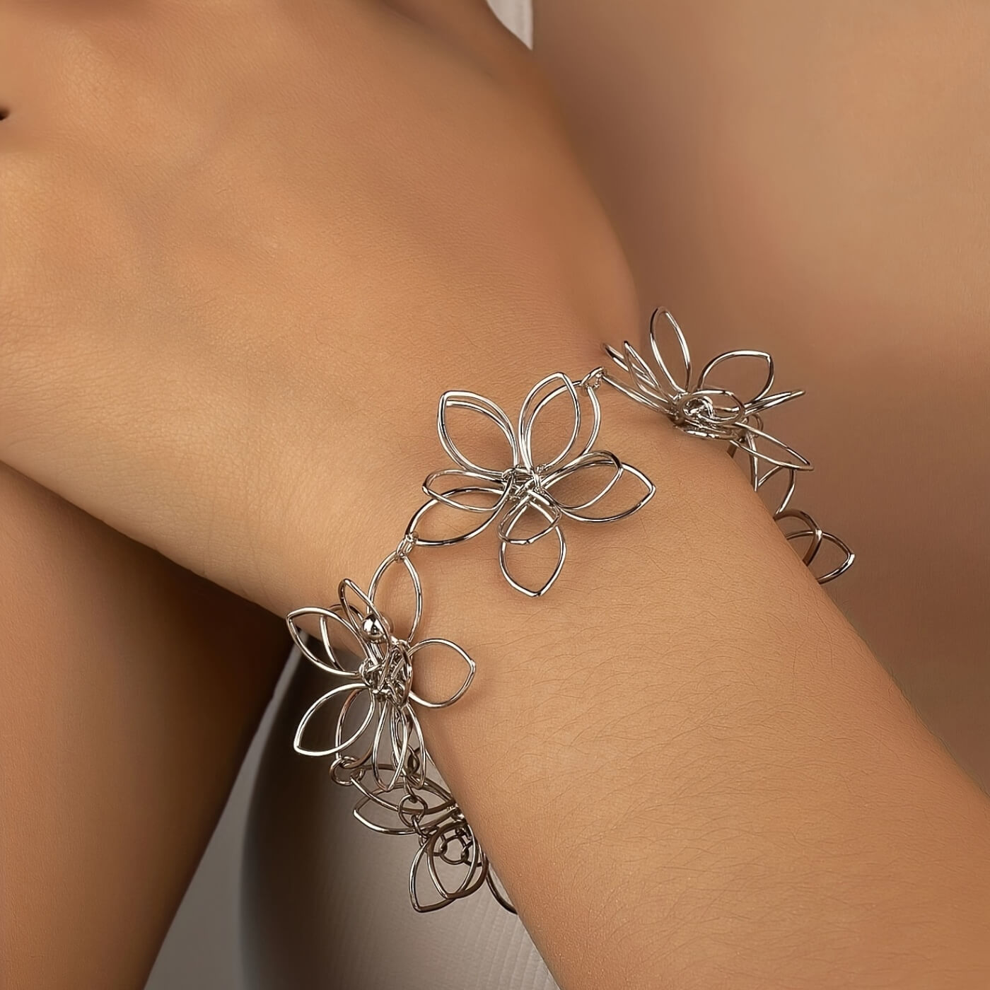 Golden Bloom Floral Bracelet