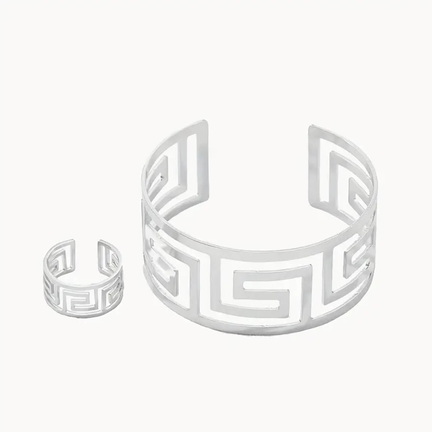 Golden Classic Pattern Cuff Set