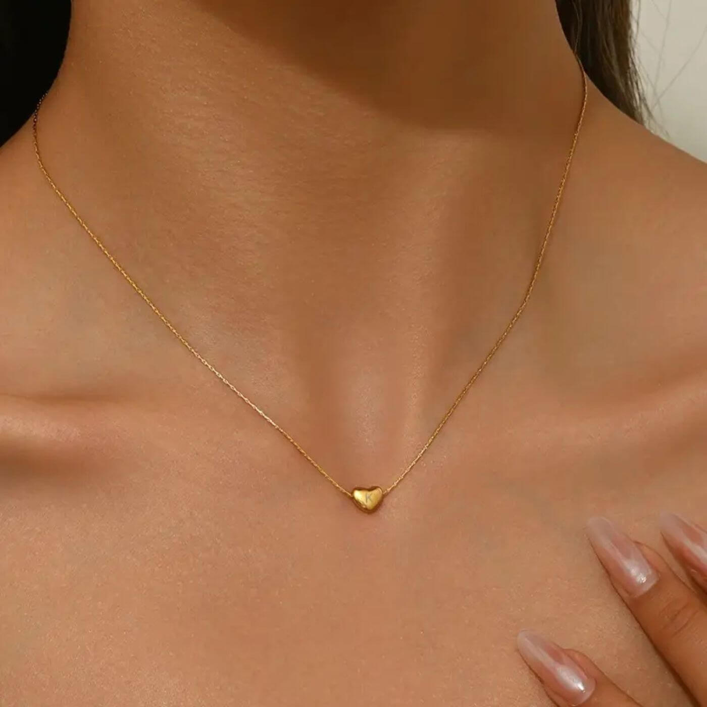 Elegant Golden Heart Charm Necklace