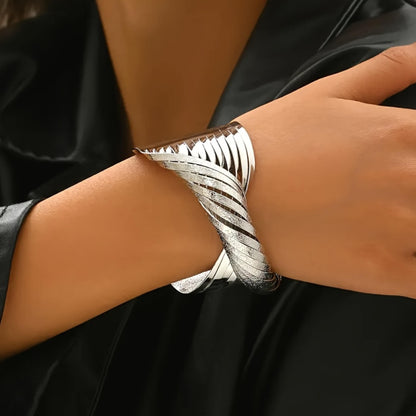 Luxury Crossover Bracelet