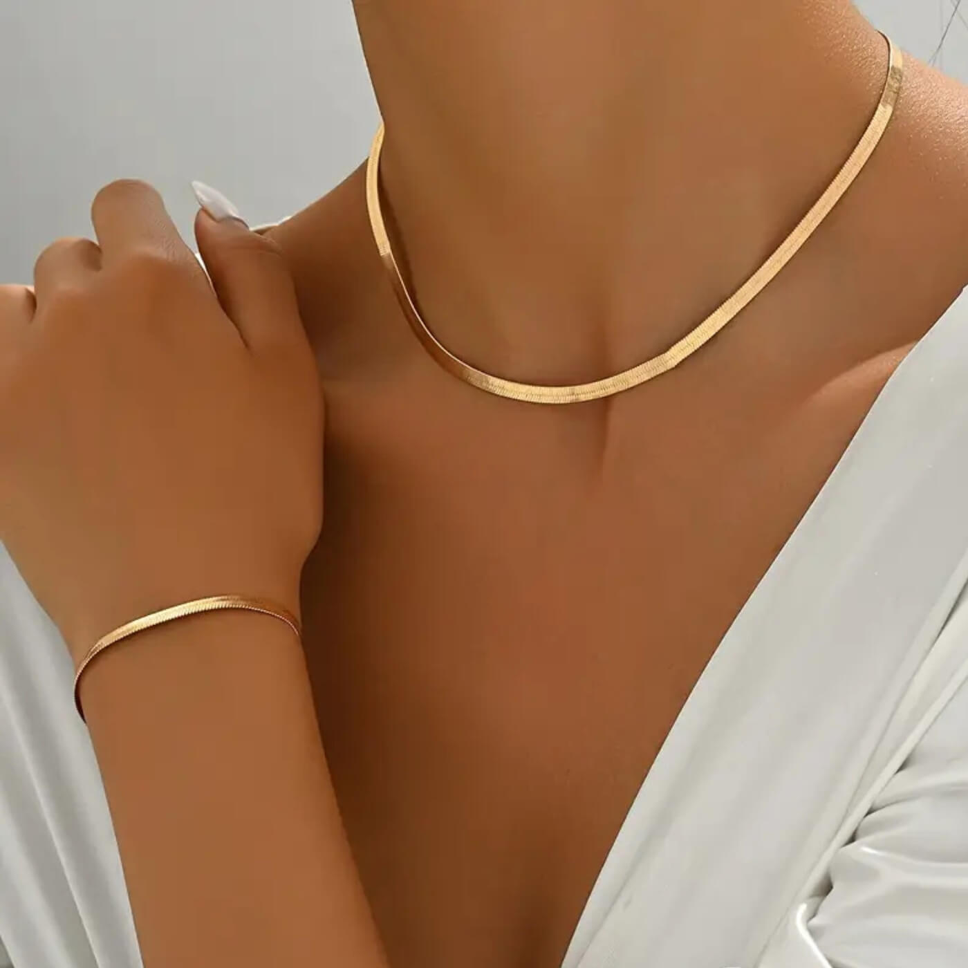 Luxury Crystal Minimalist Necklace & Bracelet