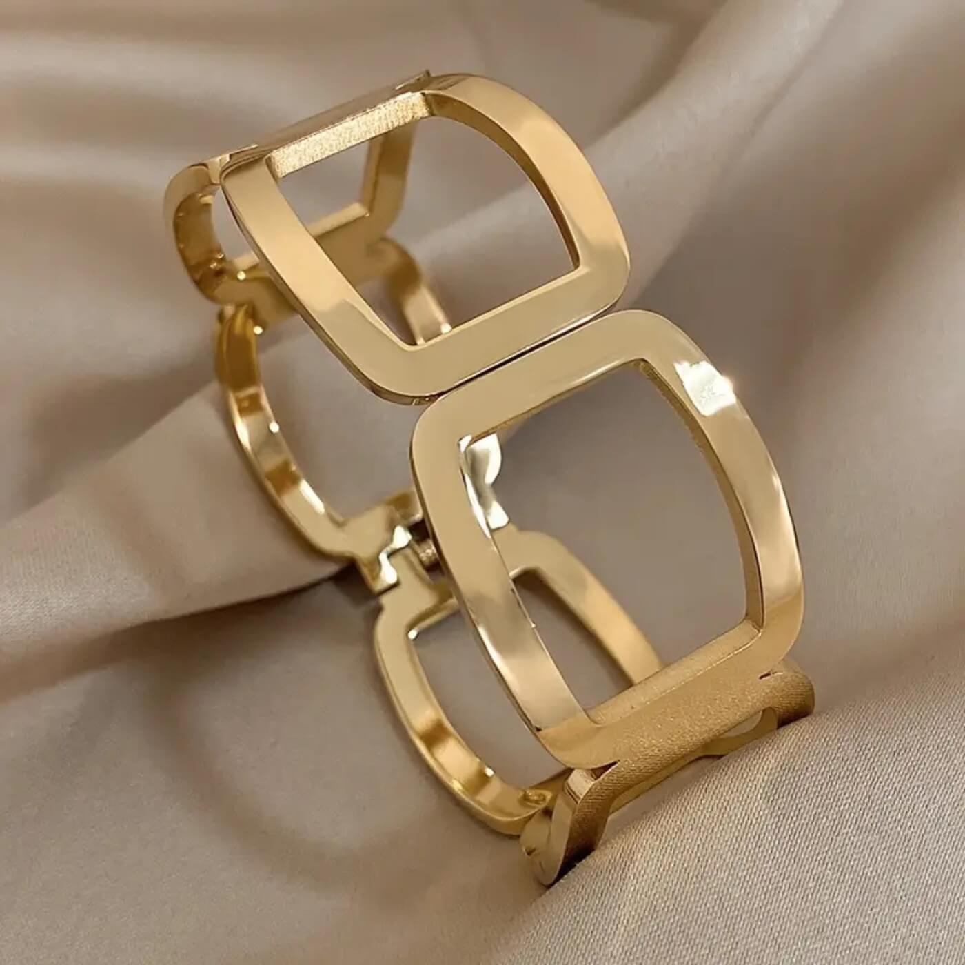 Luxury Crystal Open-Link Bangle