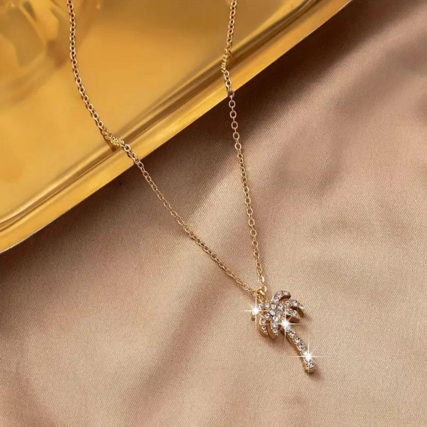 Luxury Crystal Palm Tree Pendant Necklace