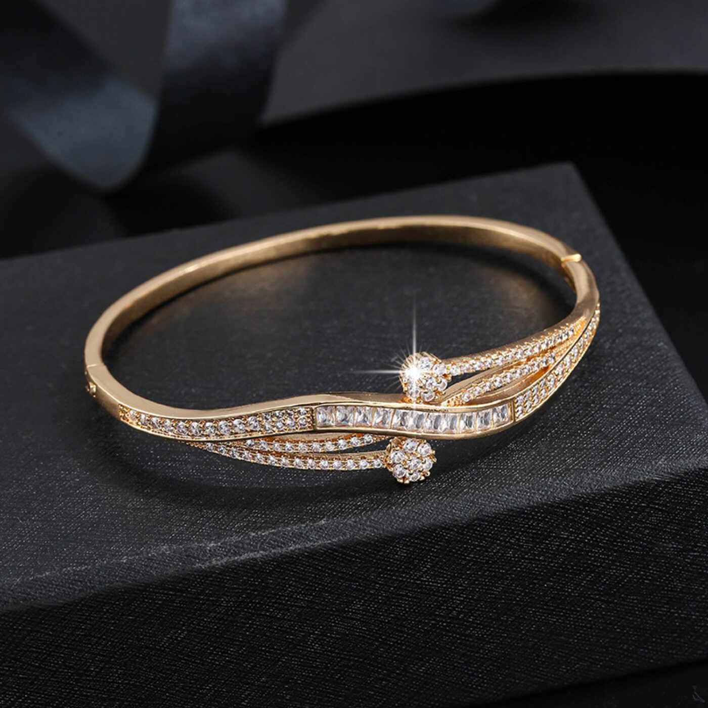Luxury Crystal Twist Bracelet