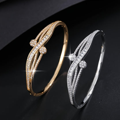 Luxury Crystal Twist Bracelet