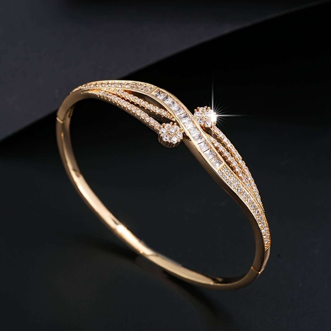 Luxury Crystal Twist Bracelet