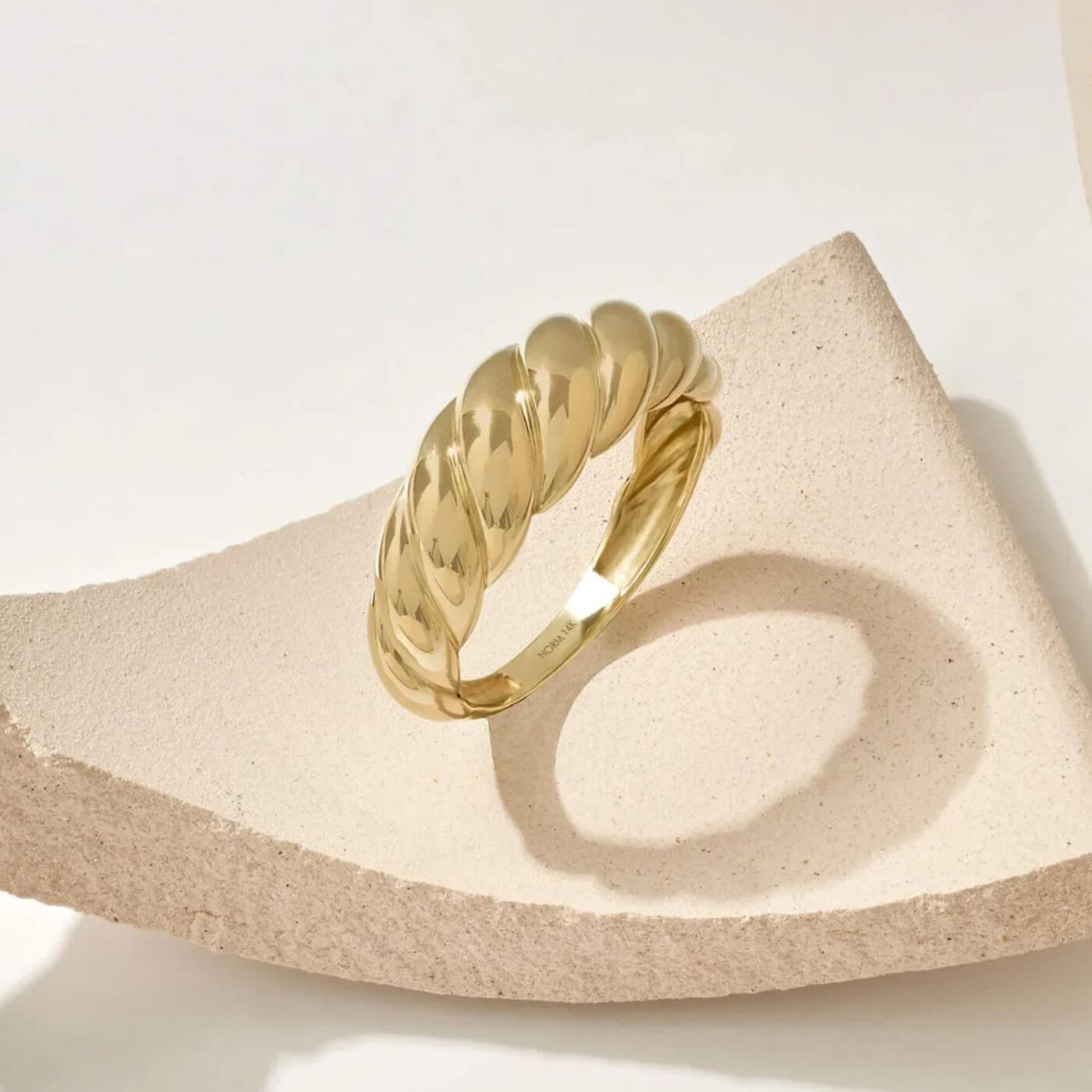 Luxury Gold Croissant Band Ring