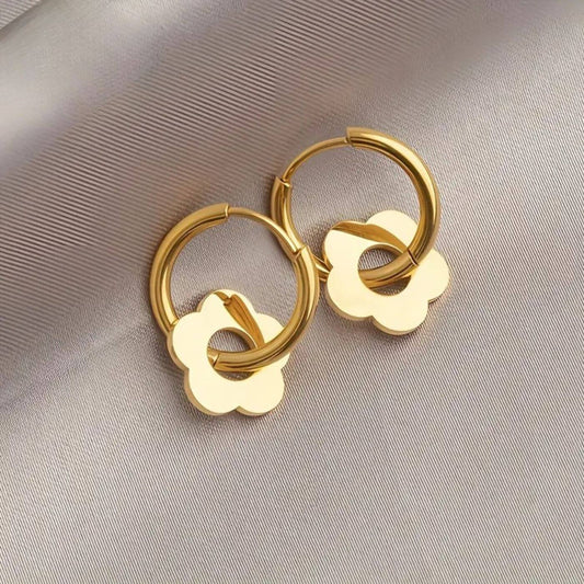 Luxury Gold Polished Flower Earrings