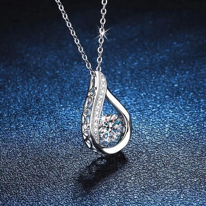 Luxury Moissanite Teardrop Pendant Necklace
