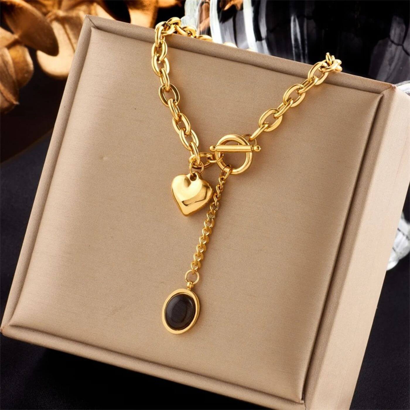 Luxury Onyx Charm Chain Necklace