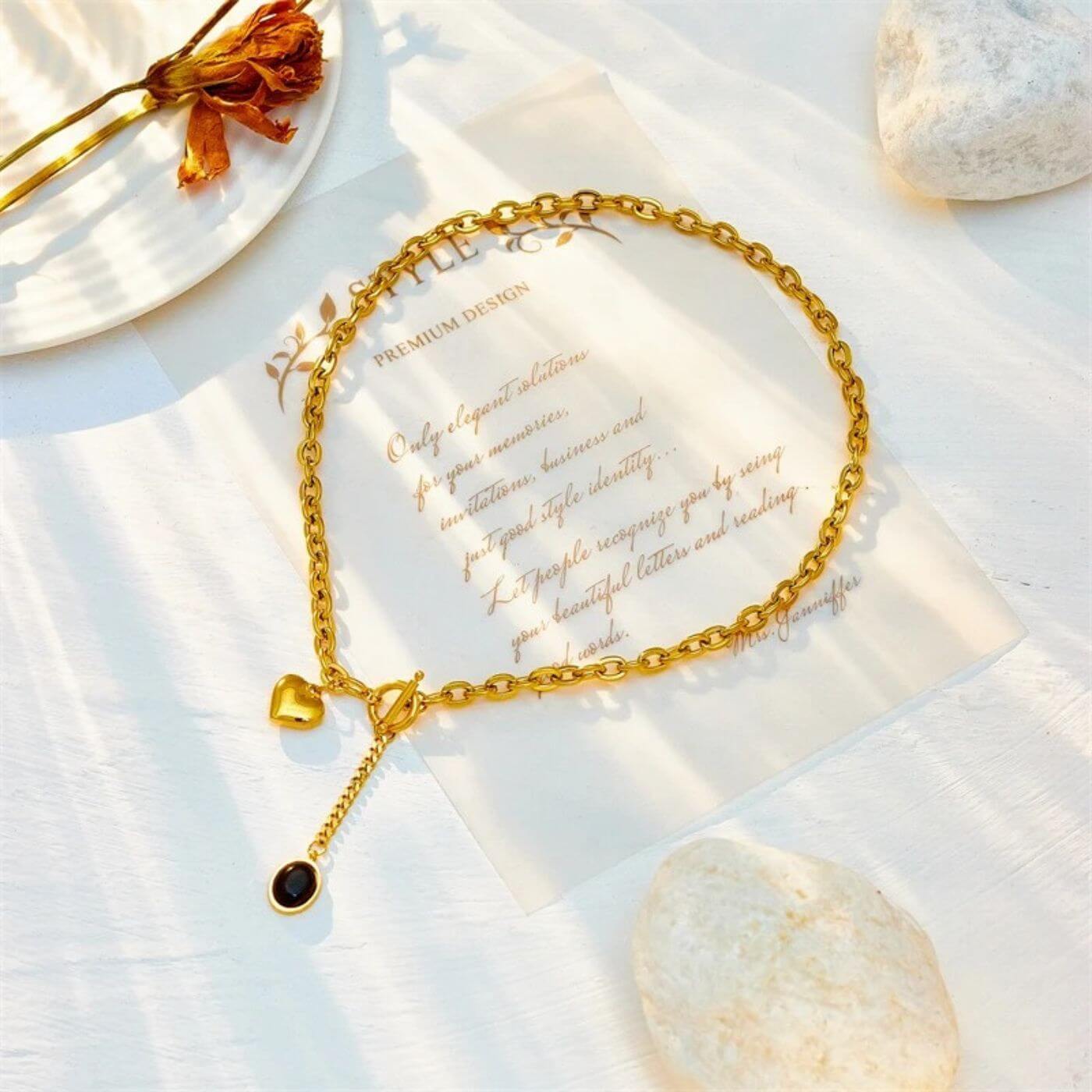 Luxury Onyx Charm Chain Necklace