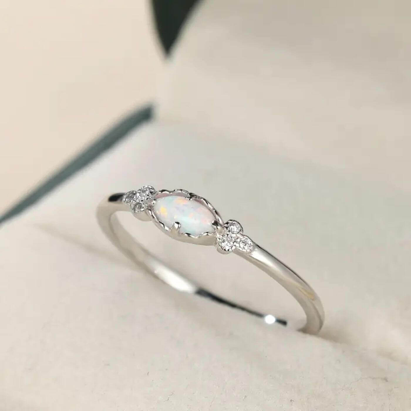 Luxury White Opal Crystal Ring