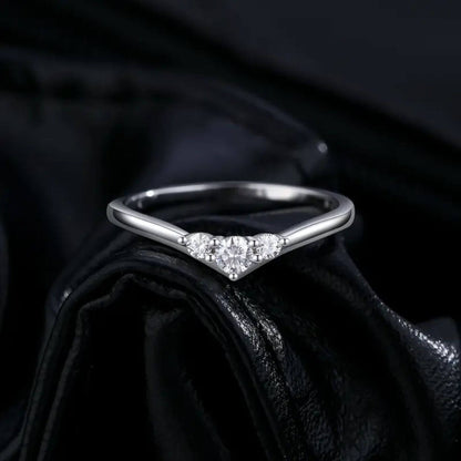 Luxury Zirconia Tri-Stone Silver Ring