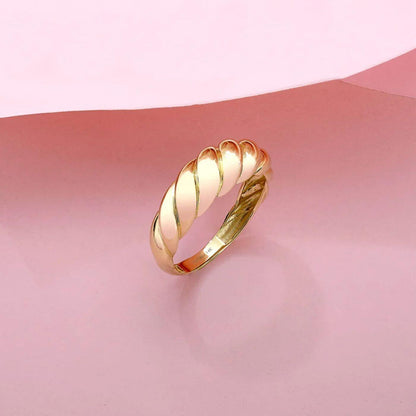 Luxury Gold Croissant Band Ring