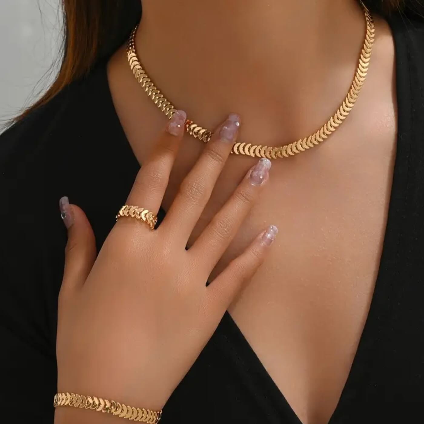 Majestic Gold Pattern Jewelry Set