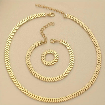 Majestic Gold Pattern Jewelry Set