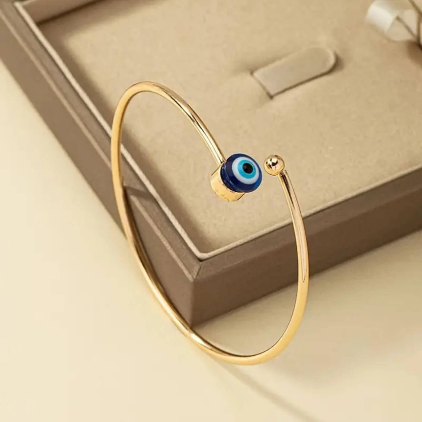 Minimalist Gold Open Eye Bangle