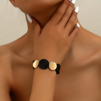 Modern Dual-Tone Circle Bracelet