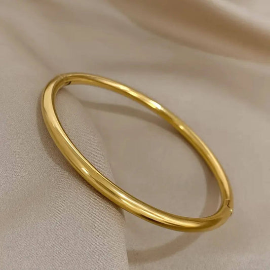 Polished Metallic Round Bangle Bracelet