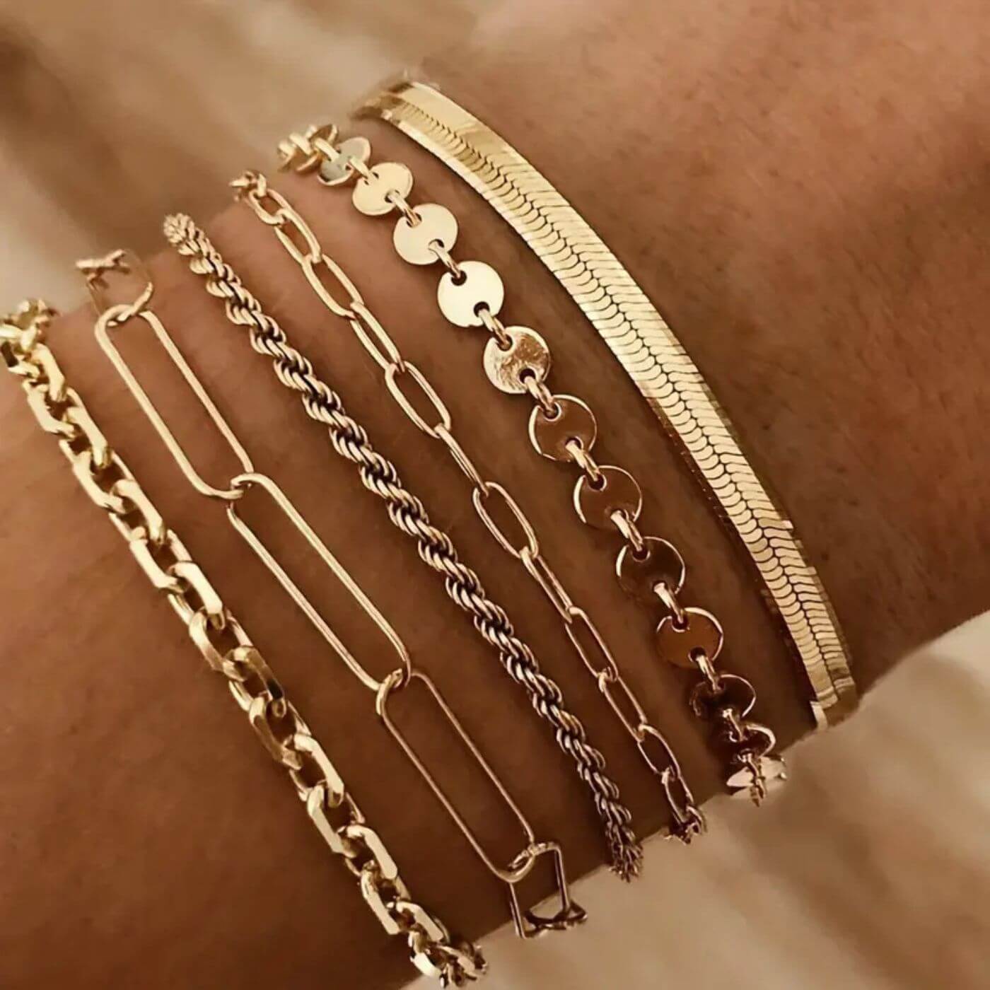 Refined Gold Link and Rope Bracelet Set